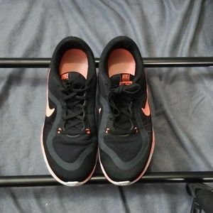 Nike Training Flex Trainer 6 Size 6